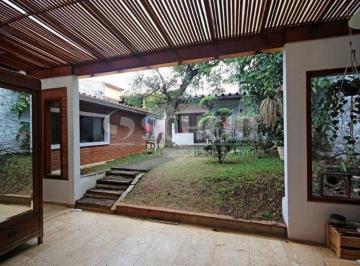 Casa · 300m² · 3 Quartos · 3 Vagas · Casa no Coração da Vila Madalena - 400m²