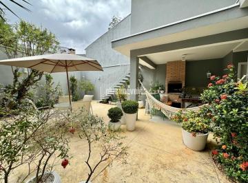Casa · 182m² · 3 Quartos · 2 Vagas · Jardim Hípico, cinematográfico.
