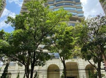 https:__pui.loft.com.br_listings_cbc19e4f-8549-45ff-8d4c-e0392fdcfc04_photos_1f0e318b?preset=desktop · Apartamento à venda - em Moema