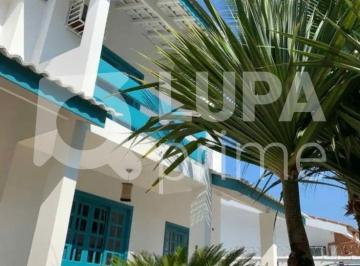Casa · 200m² · 4 Quartos · 4 Vagas · Casa com 4 dormitórios sendo 2 suítes á venda Juquehy São Sebastião