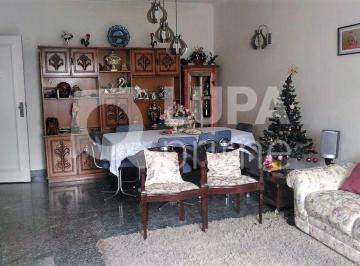 Casa · 220m² · 3 Quartos · 5 Vagas · Casa com 3 dormitórios à venda no Jardim São Paulo!