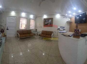 Comercial · 97m² · 2 Vagas · Casa Comercial para consultório dentário AC=97m²