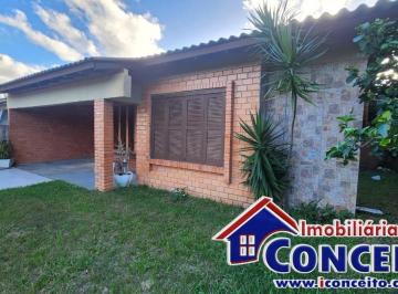 Casa de 3 quartos, Imbé · XC546 - Linda residência composta de 3 dormitórios a 450 metros do mar