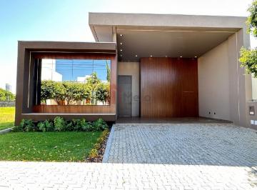 Foto 32 · Casa à venda no Condomínio Residencial Central Park , com 3 suítes sendo uma com closet e vista para
