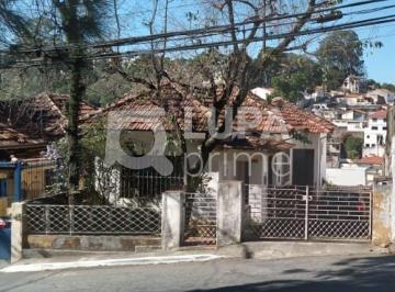 Casa · 323m² · 3 Quartos · 5 Vagas · Casa Térrea com 3 dormitórios á Venda- Horto Florestal !