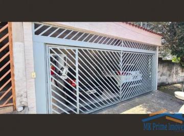 Casa · 185m² · 3 Quartos · 2 Vagas · Ótimo Sobrado com 3 Dormitórios, Suíte e 2 Vagas de Garagem!