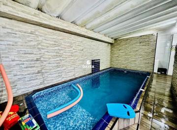 Casa · 167m² · 3 Quartos · 2 Vagas · Casa à venda no Boqueirão em Santos.
