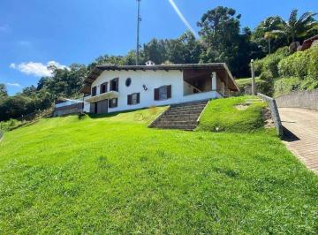 20240327144729967912.jpg · Casa para Venda em Teresópolis, Albuquerque, 6 dormitórios, 2 suítes, 3 banheiros, 4 vagas