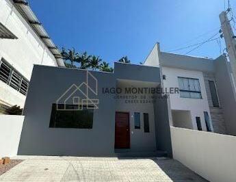 Casa · 85m² · 3 Quartos · 2 Vagas · Ótima casa térrea com 3 dormitórios e 1 suíte na Nova Brasília em Brusque SC