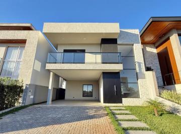 202508131536369084.jpg · Sobrado com 4 suítes e piscina!