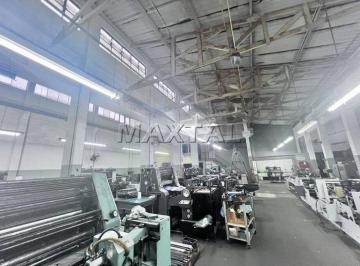 Comercial · 1107m² · 6 Vagas · Galpão à venda na Região do Brás na Rua Coronel Antônio Marcelo, com 1107m² em ótimo estado.