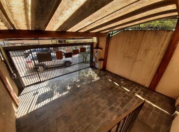 Casa · 130m² · 3 Quartos · 2 Vagas · EXCELENTE LOCALIZAÇÃO SOBRADO