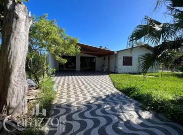 Apartamento · 270m² · 2 Quartos · 1 Vaga · Casa de esquina com 02 dormitórios