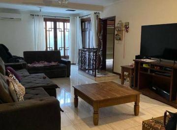 fd0d3588241312f9db238a6e201ea2b6c6811a72 · Casa com 4 dormitórios à venda, 233 m² por R$ 1.700.000,00 - Pinheirinho - Itajubá/MG