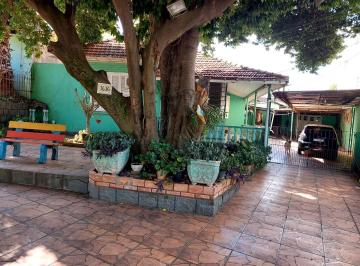 Casa · 201m² · 3 Quartos · 5 Vagas · TERRENÃO COM CASA ANTIGA NA CAMPOS VELHO