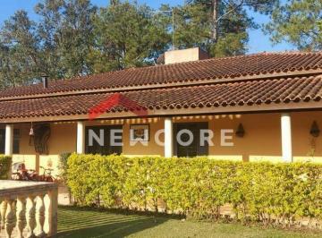 Rural · 350m² · Chácara em   Rua Saturno - Campo do Meio - Araçoiaba da Serra/SP