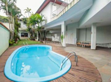 Casa · 650m² · 5 Quartos · 5 Vagas · Casa com 650m², 5 quartos suítes e 5 vagas