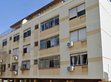 Apartamento de 2 quartos, Porto Alegre · Apartamento com 2 d + dependência + 2 vagas