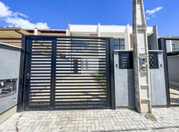 Casa · 129m² · 3 Quartos · 2 Vagas · Sobrado com excelente acabamento e fácil acesso a BR 470