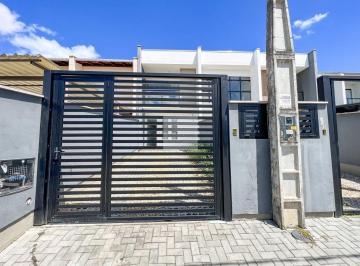 Casa · 129m² · 3 Quartos · 2 Vagas · Sobrado com excelente acabamento e fácil acesso a BR 470