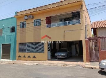 Casa · 150m² · 3 Quartos · 3 Vagas · Sobrado em  Rua Sebastião Silveira Santos - Luizote de Freitas - Uberlândia/MG