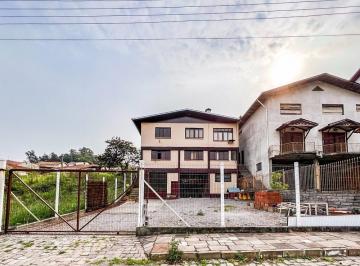 Casa · 191m² · 6 Quartos · Casa à venda - no Centro