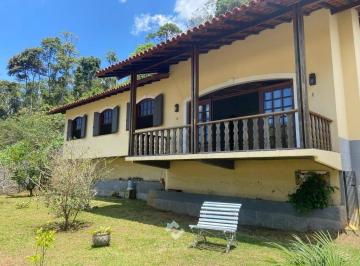 casa-com-3-quartos-a-venda-em-teresopolis-quinta-da-barra-242238500.jpeg · Casa à venda em Teresópolis, Quinta da Barra, com 3 quartos, 144m²