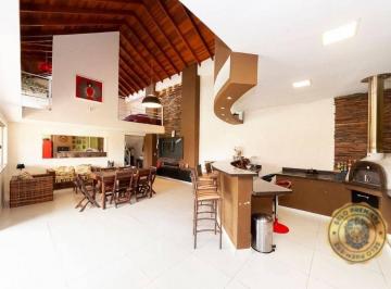 987f0ce88ef2b5d58e9929f9d067a762155232e9 · Casa ampla com 4 dormitórios no Atuba