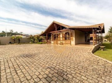 f68e2aad184ad695af32f573c4cd8d82789ae9ac · Casa ampla com 3 quartos em São José dos Pinhais