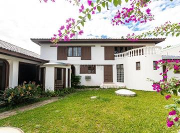 Casa · 1000m² · 6 Quartos · 6 Vagas · Casa ampla com 6 dormitórios no Centro Cívico