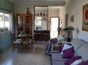 Casa · 182m² · 3 Quartos · 2 Vagas · Casa térrea com amplo terreno e edícula com escritura - Florianópolis/SC