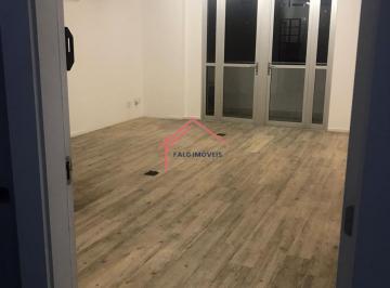 Foto 01 · Com 40m2 de área, esta sala conta com um banheiro e uma vaga de garagem -Situada próximo ao metrô Co