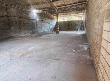 Foto 01 · Galpão industrial para locação no Éden, Sorocaba-SP: 650m², 1 sala e 1 banheiro.