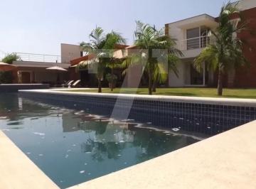Casa · 909m² · 5 Quartos · 4 Vagas · Casa à venda Fazenda da Grama - Moderna com 5 suítes