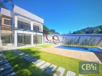 4107548c06832b6e66c82d903d93697310ea013d · Casa Nova e Moderna, com Excelente Localização em Itaipava, 5 Suítes, Lazer Completo e Fácil Acesso.