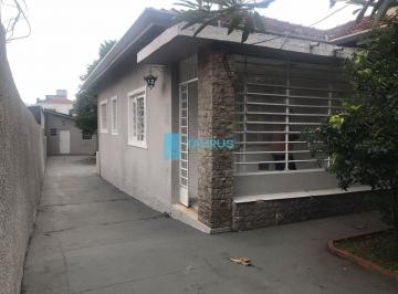 Foto 01 · Casa para venda ou locação, 3 dormitórios, 5 vagas, 140m², Moema.
