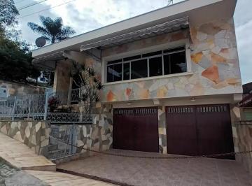 Casa · 191m² · 3 Quartos · 2 Vagas · Casas Padrão em Poços de Caldas