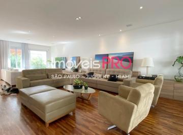 Casa · 400m² · 4 Quartos · 5 Vagas · Linda casa de condomínio de 399m²
