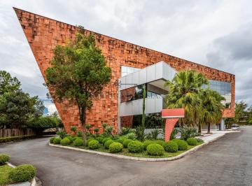 Comercial · 3305m² · SEDE DE EMPRESA MONTADA PARA LOCAÇÃO NO CIC