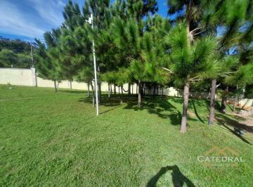 46b4c56a6d1c04247973aa997dde091ed6551948 · Terreno de 300 metros, a venda no condominio Villa Verde.