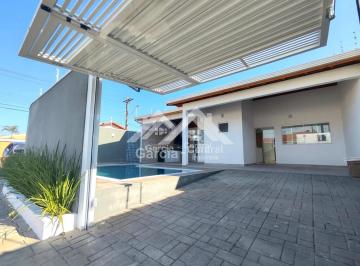 Casa · 134m² · 3 Quartos · 4 Vagas · Casa em Peruíbe