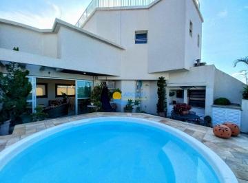 34d57c703f28fe3c320673d25c7df04bc5a1140f · Cobertura próximo à praia com vista — Astúrias — Guarujá