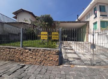 Casa · 196m² · 3 Quartos · 4 Vagas · ÓTIMA CASA TÉRREA NO JUSSARA BUTANTÃ