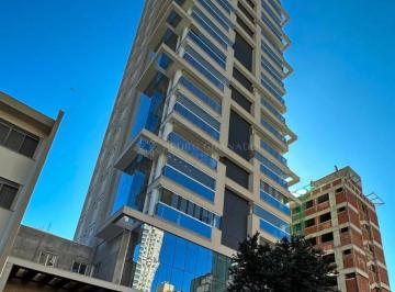 Apartamento · 115m² · 3 Quartos · 2 Vagas · Apartamento Padrão em Maringá