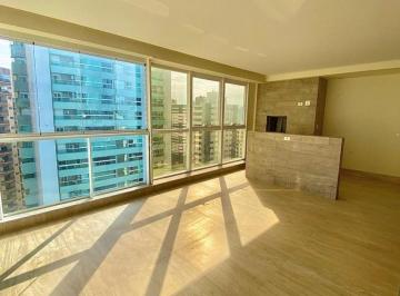 Apartamento · 221m² · 3 Quartos · 4 Vagas · Apartamento Padrão em Maringá