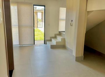Casa · 63m² · 2 Quartos · 1 Vaga · Sobrado em condominio fechado, em Porto Rico, mobiliado.