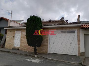Casa · 250m² · 3 Quartos · 4 Vagas · Casa para alugar, 3 quartos, sendo 1 suíte e 4 vagas, 250m², Vila Galvão por R$7500,00