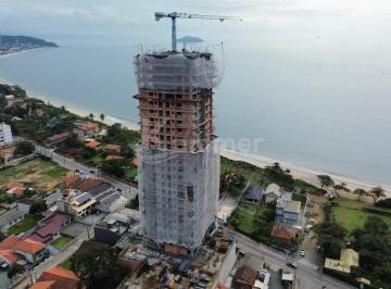 Foto 16 · Apartamento com 3 dormitórios sendo uma suíte à venda, Edifício Panorama na praia da armação, a 75m