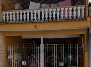 FACHADA · CASA - ROCHDALE
