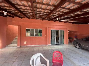 Casa de 4 quartos, Planaltina · Excelente Casa de Pavimento no Setor Sul / Ótima Localização 
